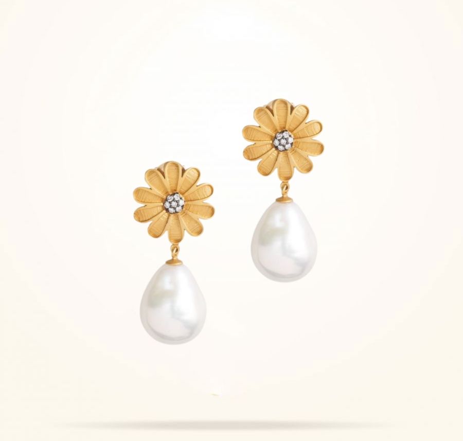 16mm Daisy Sultana Earrings Pearls, Diamond, Antique Yellow Gold 18K